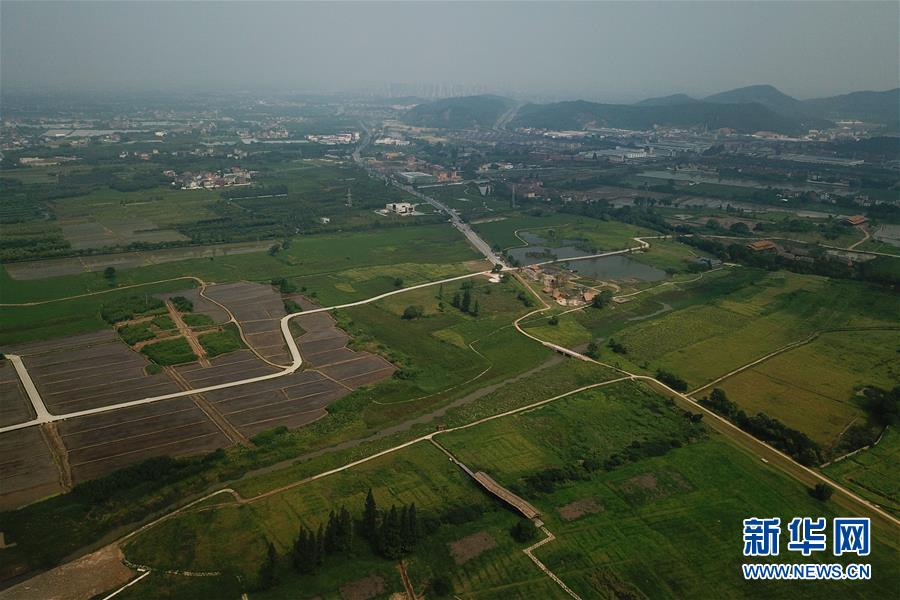 ▲无人机拍摄的位于浙江省杭州市的良渚国家考古遗址公园。