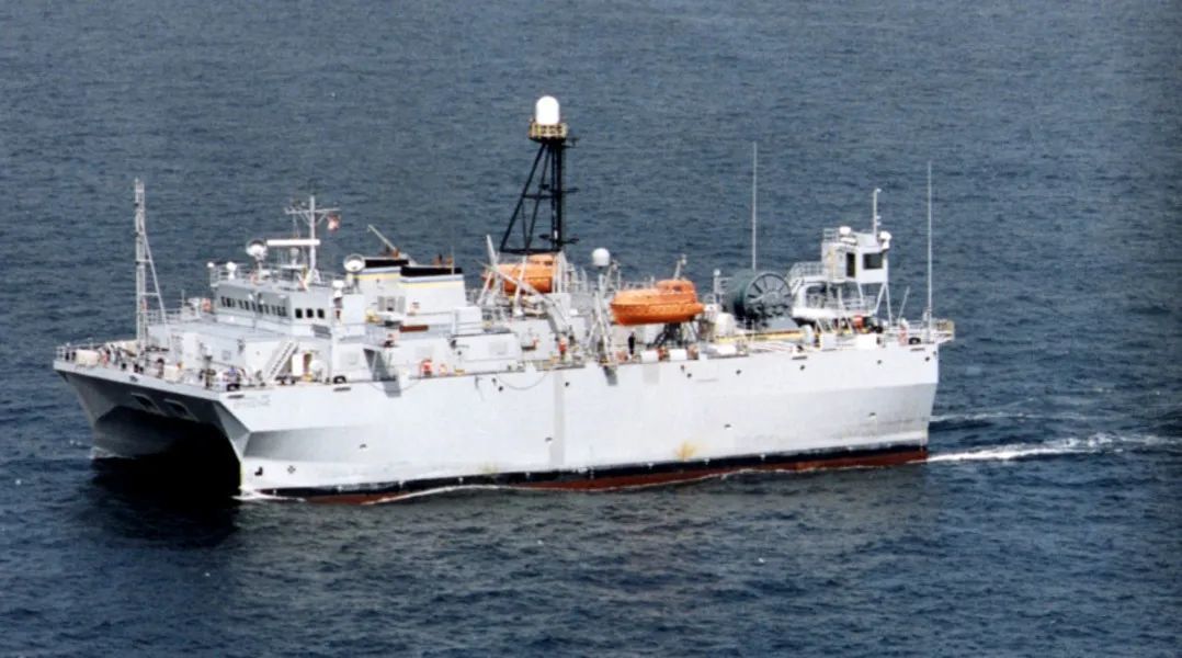 美国“有效”号海洋监视船（T-AGOS 21）