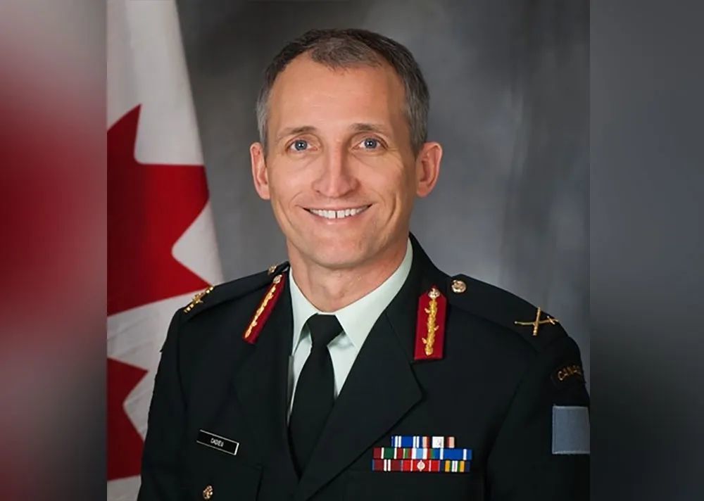 俄媒体报道中提到的加拿大将军。